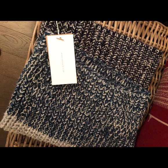Blue, Teal, Ivory Tri-Colored Snood OS NWT - Picture 5 of 5